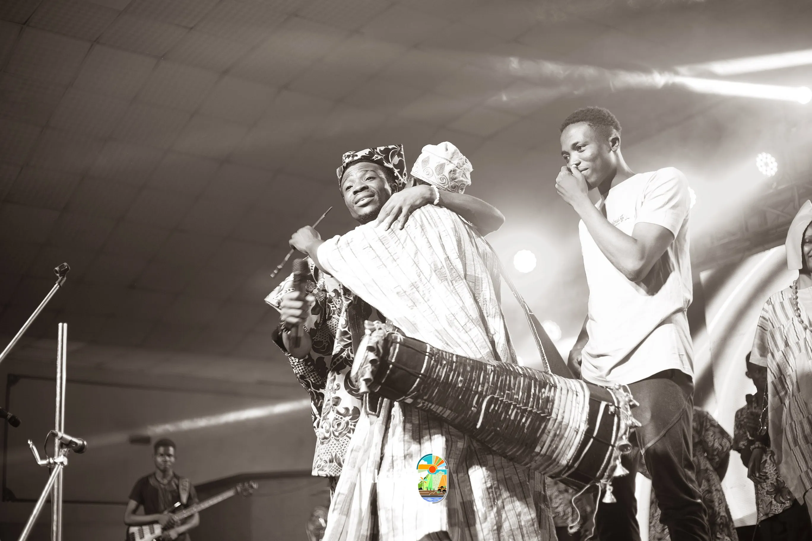 An embrace over the drum